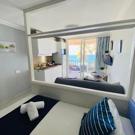 3 Apartment *